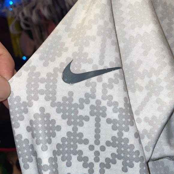 NIKE Pro Half zip pull over performance hoodie slicer grey size large like new - Picture 7 of 8